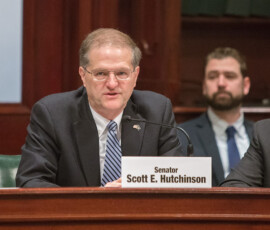 October 26, 2015 – Senator Hutchinson attended a joint House and Senate Veterans’ Affairs and Emergency Preparedness Committee hearing to receive testimony on disabled veterans’ property tax relief. 10/26/15