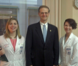 April 2, 2014 - Senator Hutchinson met with Meghan Cratty of Emlenton and Mariah Corso of Butler, both students at Duquesne University’s Mylan School of Pharmacy, to discuss issues important to pharmacists and patients. 04/02/14